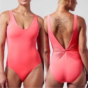 Athleta Women's Hampton One Piece Swimsuit Size XL CORAL PETAL $119.00